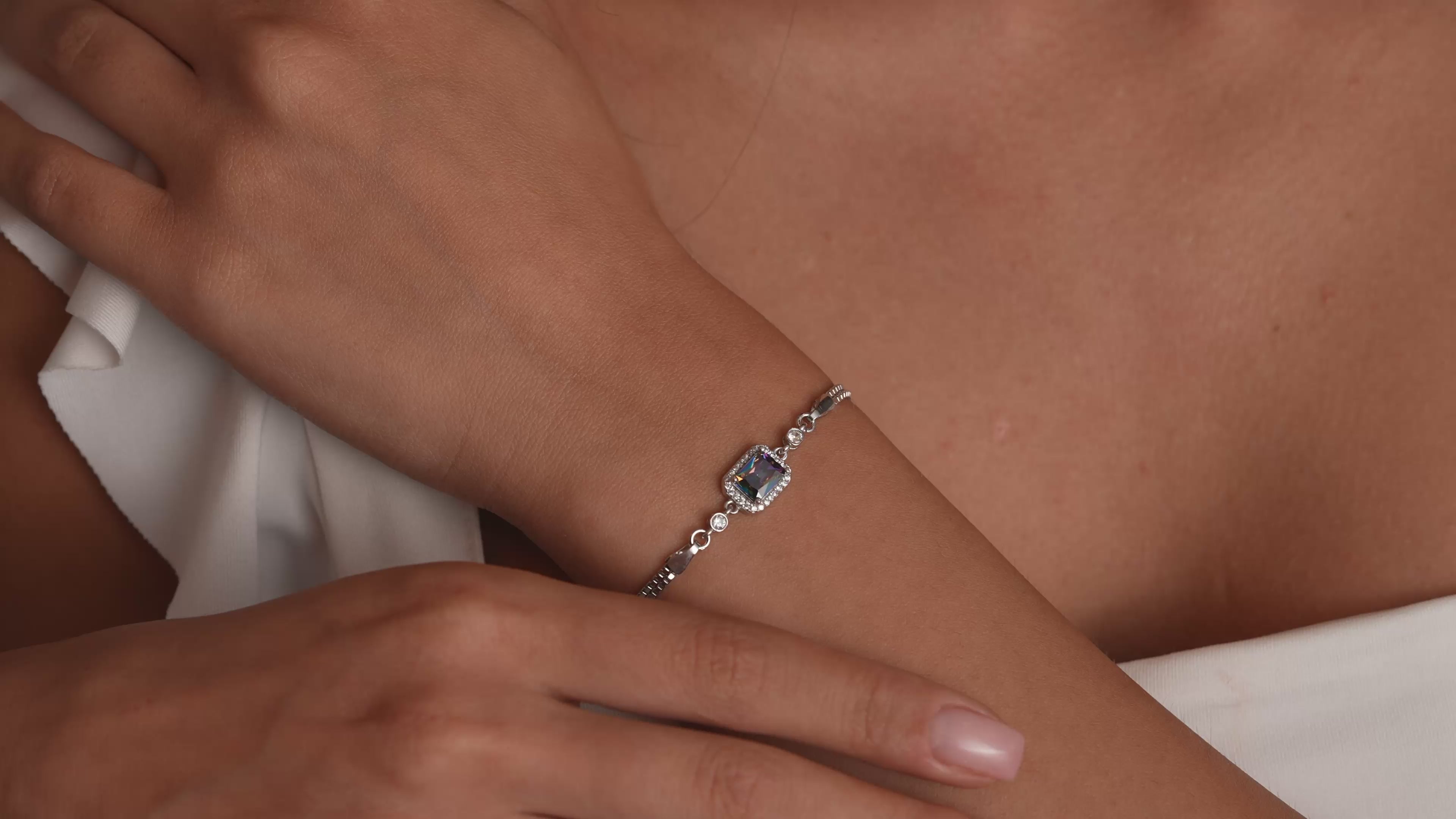 925 Sterling Silver Aquamarine Color Cubic Zirconia Halo Bracelet